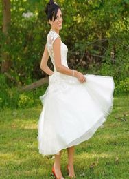 2019 Country Summer A Line Wedding Dresses with Lace Applique Capped Sleeves Bridal Party Gowns Cheap Bride Dresses1312166