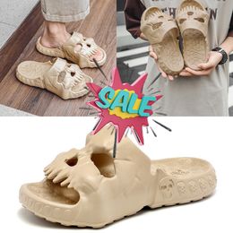 Popular EVA Shoes Skull Feet Sandals Summer Black blue Beach Men's Shoes Breathable Slippers GAI