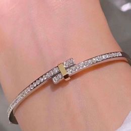 Fashionable Shiny Zircon Bracelet Womens Wedding Accessories Exquisite Luxury High Quality Elegant Gifts Colour Crossover 925 Silver