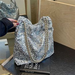 Chic Shoulder Bags Sparkling Underarm Designer Handbags Shining Tote Bag High Quality Casual Womens Fashion Chain 240311
