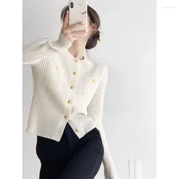 Women's Knits White French Elegance Round Neck Knitted Cardigan Gold Button Short Sweater Spring Autumn Design Sense Niche Coat Top