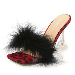Dress Shoes Voesnees Fashion Wild Leopard Print Ladies Summer Slippers Transparent PVC Fur Crystal Sandals Sexy Model 9CM High Heel H2403251
