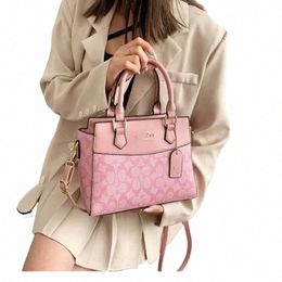 001 2023 Luxury Handbag Leather Designer Crossbody Bag Women's Shoulder Strap Bag print Wallet Designers Bags Fi Totes Shop Handbags 002 R6td#