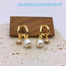 Designer Luxury Brand Jewelry Western Empress Dowagerearring Xis Saturn Ring Shaped Pearl for Womens Fashion Sweet Small and Grade Earrings