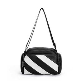 Hot Shoulder Bags Womens Bag Chain Designer Handbags Single Shoulder Crossbody Bags Tote Black White Designer Bag 240311
