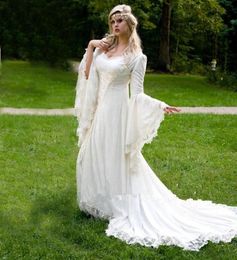 Vintage Lace Gothic Overskirts Wedding Dresses 2018 Plus Size A Line Bell Long Sleeve Bridal Gowns Renaissance Medieval halloween9862753