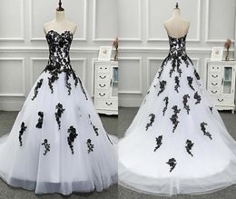 Amazing Black And White Princess Wedding Dresses Bridal Gowns Sweetheart Real Po Applique Lace Backless Reception Dress9504511