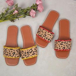 Slippers 2024 Foreign Trade Flat For Women Summer Style Leopard Print Square Toe Outer Wear Casual Beach Ladies Sandals 43