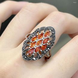 Cluster Rings Red Gemstones Garnet Ruby Zircon Diamonds Bling For Women Vintage Royal Style Jewelry Accessories Trendy Finger Bands Gift