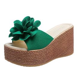 Slippers 2022 New 5 Inch Wedge Heels Appliques Flowers Platform Womens Cool Sandals Clog Shoes Fashion Open Toe Casual01J3OR H240322GP55 H240322