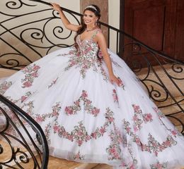 Charming White Quinceanera Dresses Petal Power Embroidery Sweet 16 Gowns Tulle vestido de 15 anos Ball Prom Gowns5186068