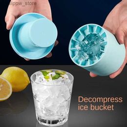 Ice Cream Tools 1/2Pcs Silicone Ice Buckets Cup Mould with Lid 60 Grid Mini Ice Cubes Tray Food Grade Quickly Freeze Ice Maker for Whiskey Beer L240319