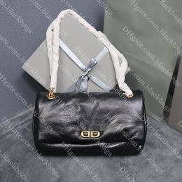 High Quality Women Shoulder Bag Fashion Leather Monaco Chain Bag Classic Letter Large Capacity Handbag Fashion Lady Wallet