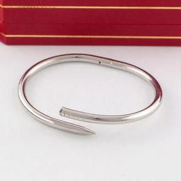 Classic style bangle nail bracelet designer Jewellery for women men unisex fashion 18K Gold Plated Stainless Steel Diamond Couples Bracelets Silver Bracelet Bangles
