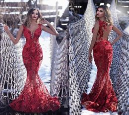 Sexy Illusion Red Mermaid Evening Dresses Long Tony Chaaya 2020 Lace Appliqued Sheer V Neck Formal Prom Party Gowns See Through Dr6863302