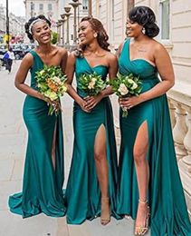 Sexy Dark Green African Bridesmaid Dresses 2023 Wedding Guest Dress Side split high One Shoulder Long Plus Size Party Maid of Hono8904659