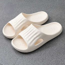 Terlik Kadın Ev Yaz Sandaletleri Kadın Ayakkabı Terlik Kadınları Anti-Slip Yumuşak İç Mekan Açık Plaj Kat New011 H240322