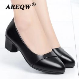 Boots Women Soft Leather Low Heel Shoes Comfortable Soft Sole Middleaged Sandals Mid Heel Work Shoes New Arrival 2022