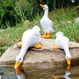 Resin Duck Figurines Miniature Fairy Garden Decoration Outdoor Statue Yard Ornament for Pool Home Garden Pool Pond Decor 240314