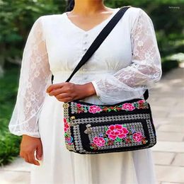 Shoulder Bags Women Bag Vintage Travel Pouch Floral Embroidered Crossbody Zip Female Mobile Phone