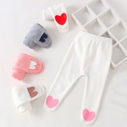 One-year-old girl baby pants Spring and autumn newborn wrapped feet baby PP pants anti-mosquito baby leggings butt pants autumn dress