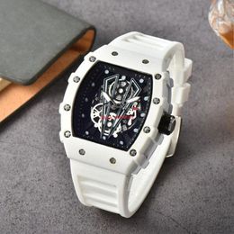 2023 men's high quality diamond quartz watch hollow glass back stainless steel case watch black rubber 138217D