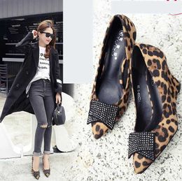 Dress Shoes Hot Sexy Leopard Crystal Pumps 2019 Autumn Shallow Mouth Slope Woman European American Pointed Wedges Singles H240325