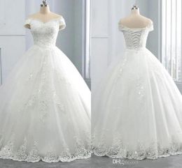 2021 Stunning VNeck Winter Lace Wedding Dresses Appliques Plus Size Off the Shoulder Ball Gown Custom Vestido de novia Formal Bri2858986