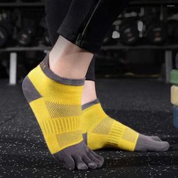 Men's Socks Anti-slip Soft Men Sweat Absorbing Cotton Split Toe Short Tube Sport Hosiery Five-Finger