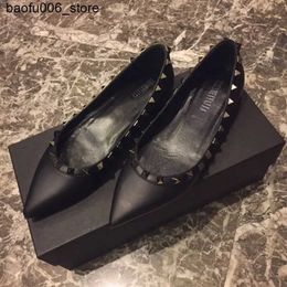 Casual Shoes 2024 Summer New Sexy Pointed Toe Shoes Studded Luxury Designer Daily Comfortable Prom Pumps Sandals Women Zapatos Q240320