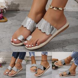 Slippers Ladies Casual Sandals With Diamonds Flat Non Slip Beach Shoes Woman Comfortable Soft Bottom For