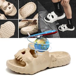 2024 High quality Creative Skull Slippers Summer Men Slippers Outdoor Beach Sandals Non-slip Indoor Slides Shoes GAI 40-45