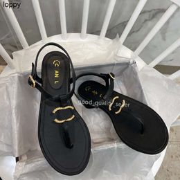 New designer Women Slippers Flat Sandals Summer fashion brand Ladies Shoes Beach Casual Woman luxury channel Female Leather Slippers