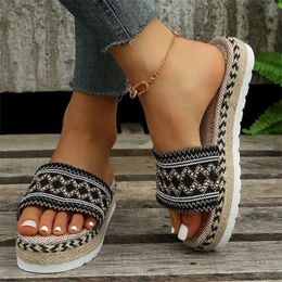 Slippers Vintage Ethnic Style Braide Geometry Beach Slipper Fashion Peep Toe Sandals Casual Thick Wedege Heel Slip-on Womens Shoes Flats H240325