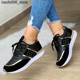 Casual Shoes 2023 New Autumn Womens Platform Shoes Leather Tablet with lace for womens casual sports shoes womens outdoor Vulcanised sports shoes Q240320