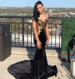 2020 Elegant Black Gold Metal Appliqued Mermaid Prom Reflective Dresses sexy Off The Shoulder Black Girls Formal Party Evening Gow7415187