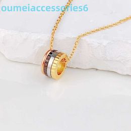 Jewelry Designer Brand Necklaces Four Ring Color Separation and Fortune Changing Treasure Light Fashion Pendant Ceramic Couple Collarbone Chain