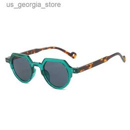 Sunglasses Sunglasses SO EI Fashion Small Oval For Women UV400 Vintage Punk Rivets Candy Colour Female Eyewear Men Leopard Sun Glasses Y240320