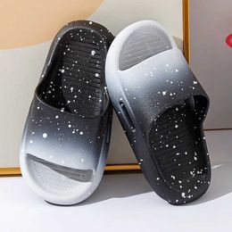 Slippers Gradient Colour Slider Childrens Summer New Boys and Girls Sandals Indoor Parents Changing Room01JTJ8 H240322