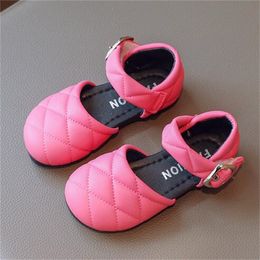 Children Sandals Toddler Girls Summer Beach Slides Kids Baby Slip-On Slippers Lightweight Closed Toe Princess Leather Shoes