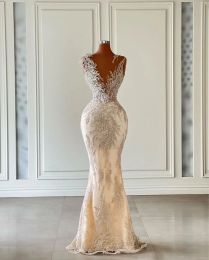 Abiti da ballo eleganti a sirena Senza maniche con scollo a V Cinghie Appliques Paillettes Perline Pizzo 3D Lunghezza pavimento Cerniera Elegante abito da sera Abiti da sposa Taglie forti Realizzato su misura