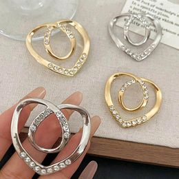 Brooches Fashion Heart Corner Hem Waist Knotted Crystal Pearl Metal Scarf Ring Button Shirt T-shirt Fixed Buckle Accessories