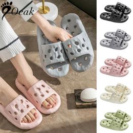 Slippers Waterleaky Bathroom Quick-Drying Shower Slides Hollow Out Indoor Summer Soft Shoes Anti-Slip Flip Flops For Men Women H240325