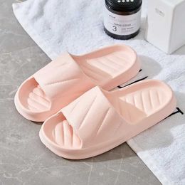 Slippers Summer Bathroom Indoor Skid Proof Soft Home Couple Sandals Hotel Solid Colour Men Women Flip Flops Flat Shoes01X3OS H240322