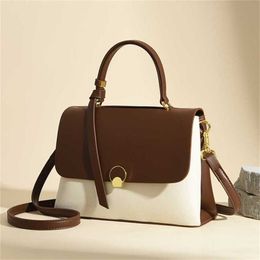 Sell Shoulder Bags Leather Texture Designer Handbag For Womens Light Luxury Bag High Quality Crossbody Tote Bag Single Handbags 240311