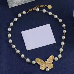 Vintage Pearl Butterfly Necklace Instagram Style Fashion Little Red Book Internet Red Collar Chain Exquisite Metal Fashionable Necklace