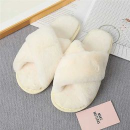 Slippers Women Fashion Warm Fluffy Cosy Faux Fur Cross Indoor Floor Slides Flat Soft Furry Ladies Female Red Flip Flops Fuzzy010CHR H240322