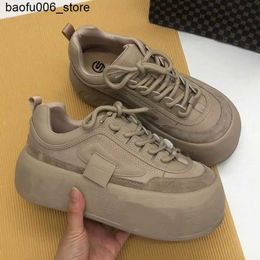 Casual Shoes 2023 Womens Winter Short and Fat Sports Shoes Warm and Casual Vulcanised Shoes Womens High Platform Boots Fashion Lace Up and Down Sports Shoes Q240320