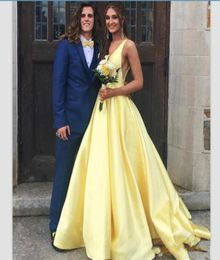 2020 Cheap Yellow Prom Dresses A Line V Neck Custom Made Formal Evening Gowns Sleeveless Sweep Train Long Girls Party Dress1046627