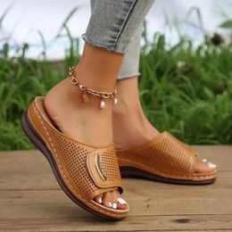 Slippers 2024 New Large Size Wedge Sandals for Women Wide Strip with A Line Breathable Casual Shoes Solid ColorI0JR H240325